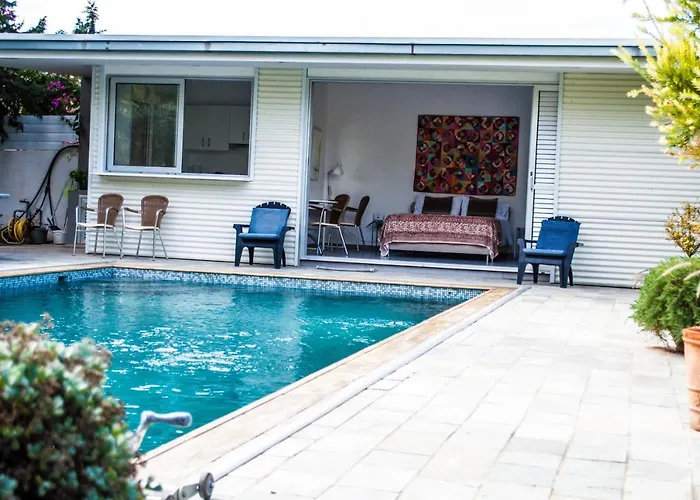 Idyllic With Private Pool *