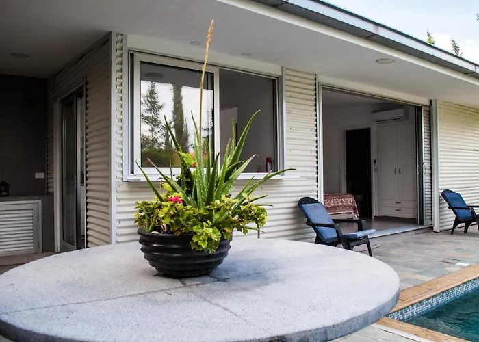 Idyllic With Private Pool *